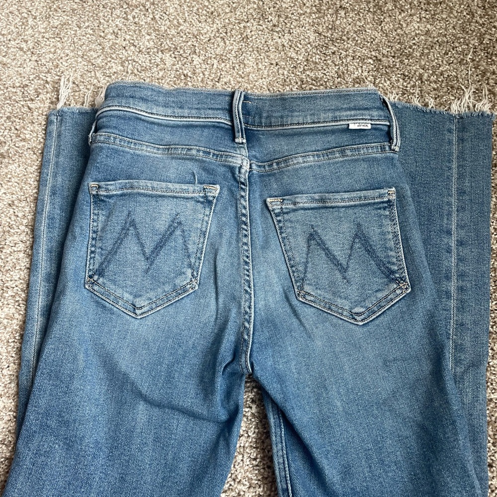 MOTHER Cropped Blue Jeans